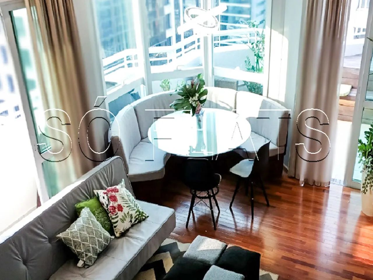 Duplex de luxo na Vila Olímpia com hidro, solarium e 2 suítes - Foto 3