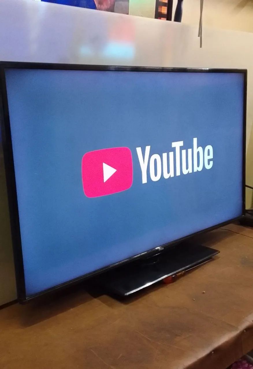 Tv philco de 40" smarth com controle e cabo excelente estado  - Foto 2