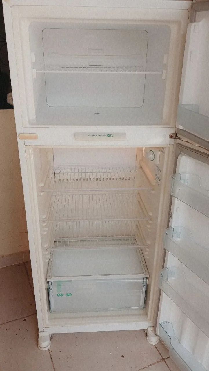 Geladeira 220 voltes  - Foto 3