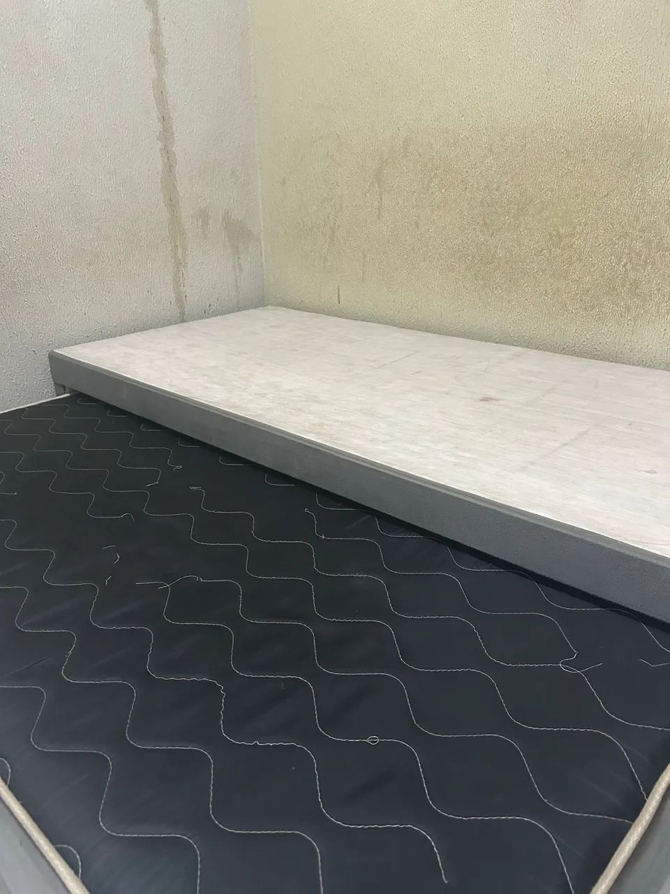 Cama dupla de solteiro