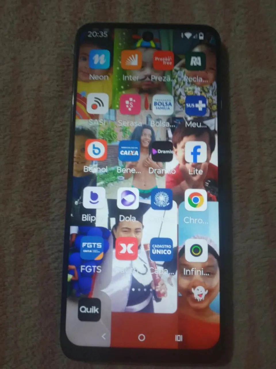 Vendo celular urgente 