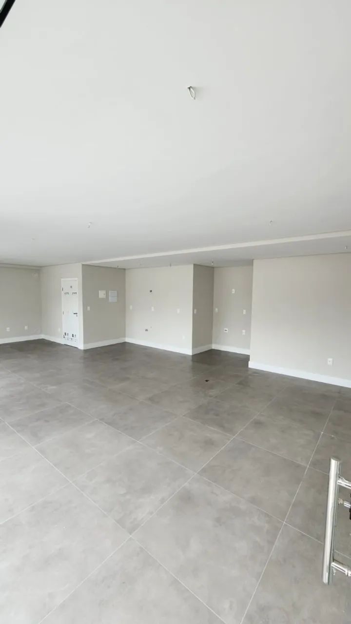 Loja 63m² no centrinho de Santo Antonio de Lisboa