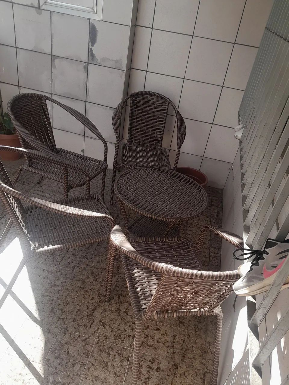 Jogo de mesa de varanda 