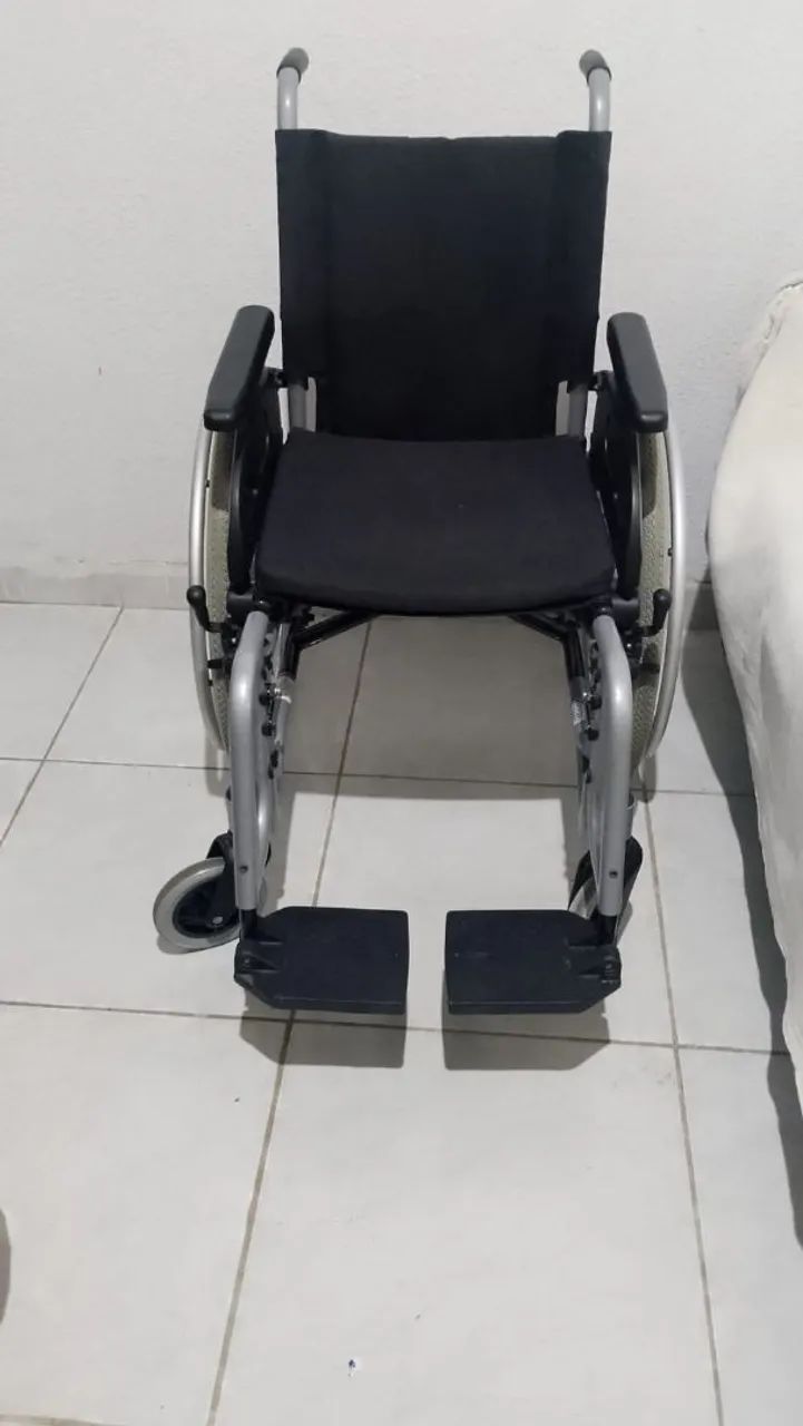 Cadeira de rodas jaguaribe - Foto 4
