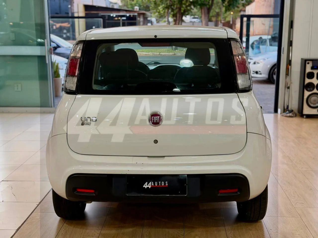 Fiat Uno Attractive 1.0 EVO Fire Flex 8V 5P 2021 - Foto 5