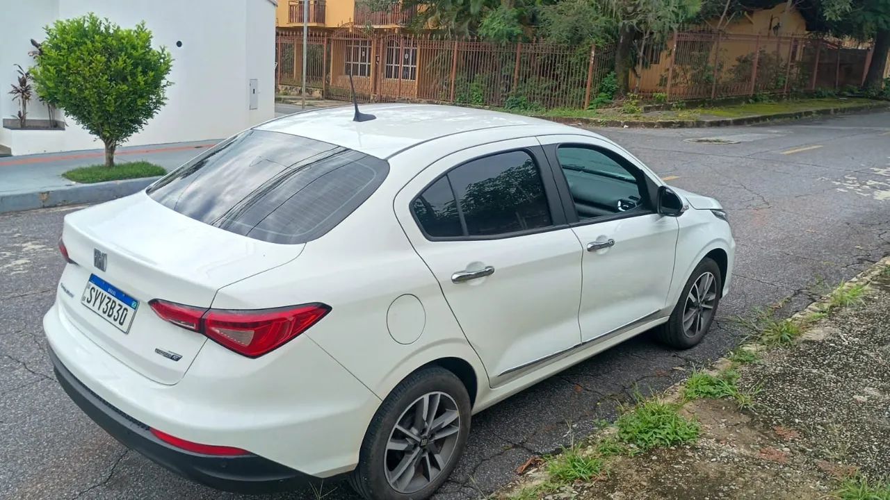 Fiat Cronos Precision 1.3 16V Flex Aut. 2025 - Foto 4
