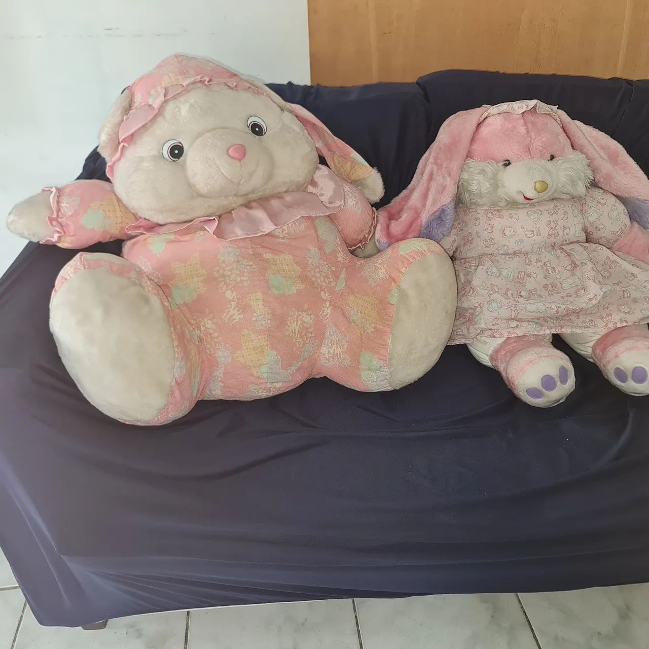 Coelhinha e urso de pelúcia 60cm - Foto 4