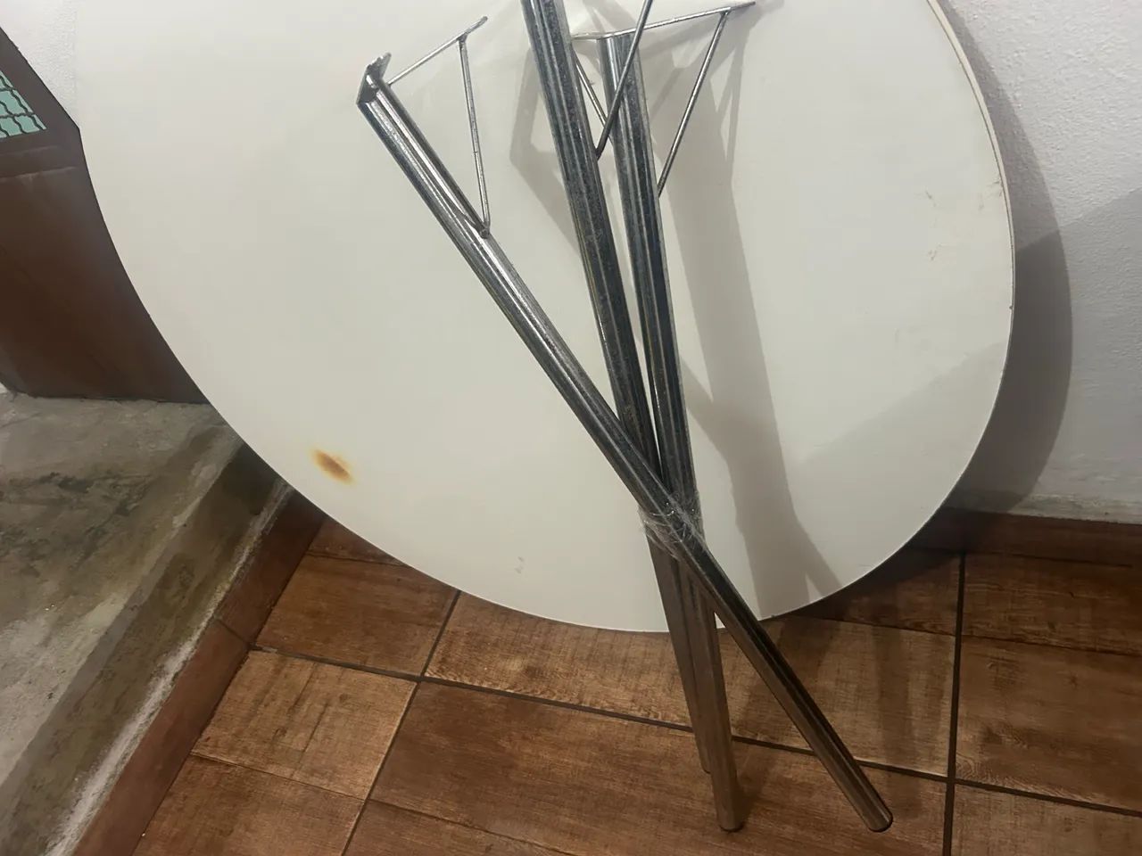 Mesa de cozinha com 4 cadeiras - Foto 3