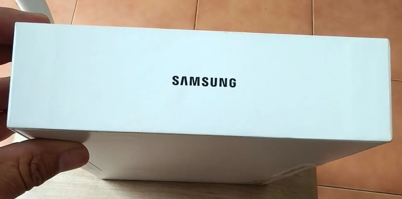 Samsung tab S10fe $1900 - Foto 2