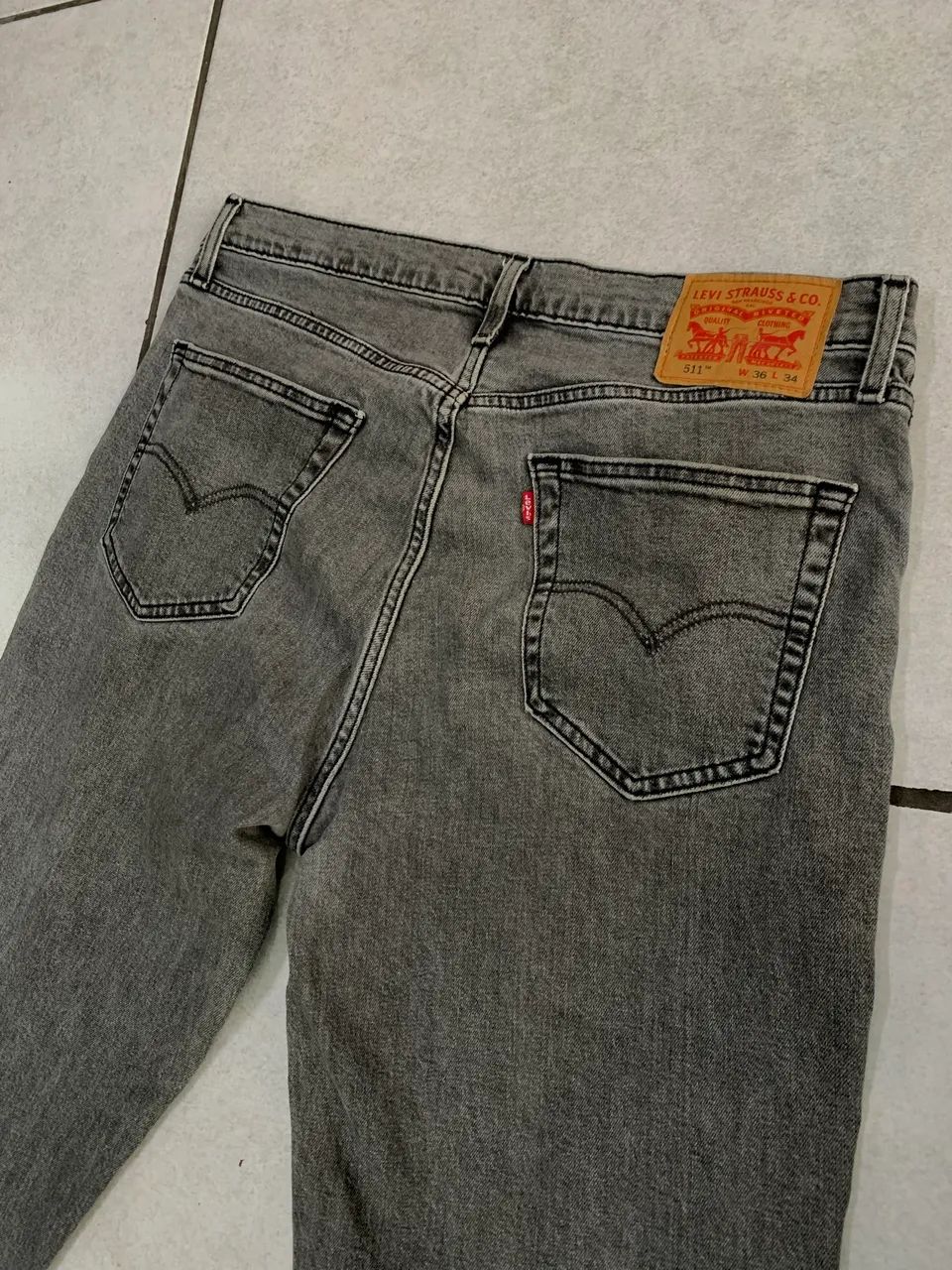 Calça Levis 511 Cinza - Foto 5