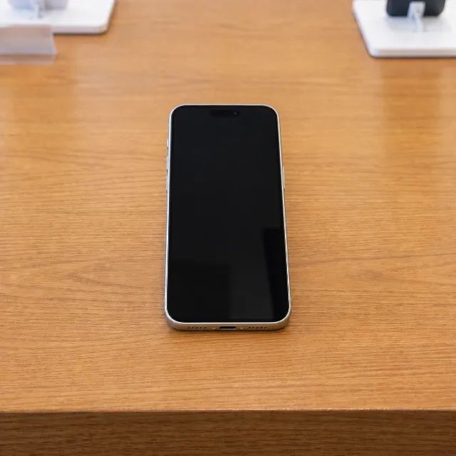 Iphone 17 Pro Branco , 512Gb  - Foto 2