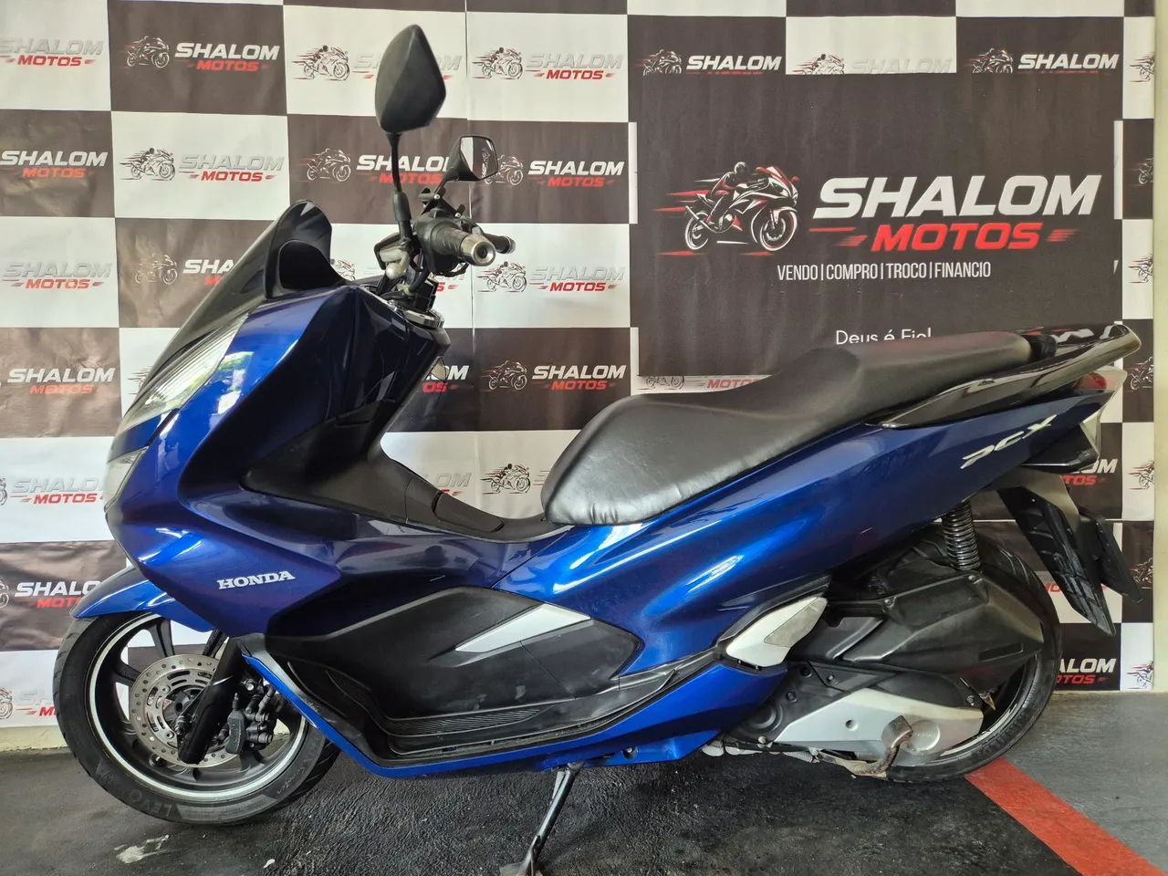 Pcx 2020 vendo troco financio