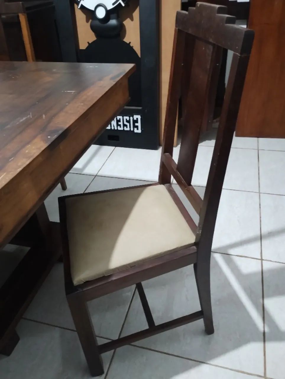Mesa de Jantar madeira maciça - Foto 4