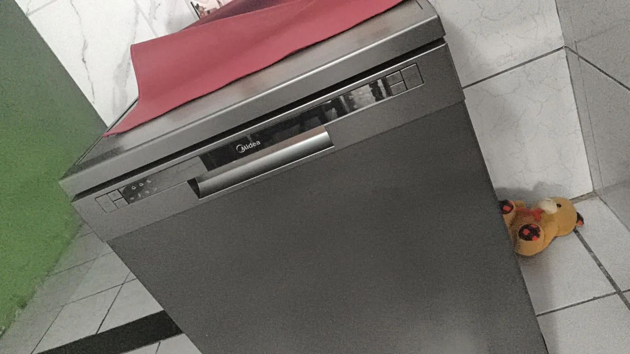 Máquina de lavar pratos Midea 14 Serviços. 