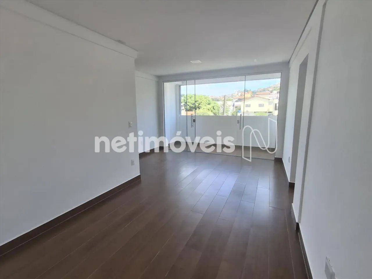Excelente apartamento de 2 quartos com varanda no bairro Lindéia! - Foto 5