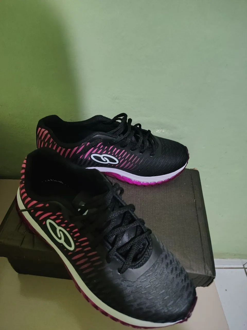 Tênis de academia nike super confortável feminino comprei N38