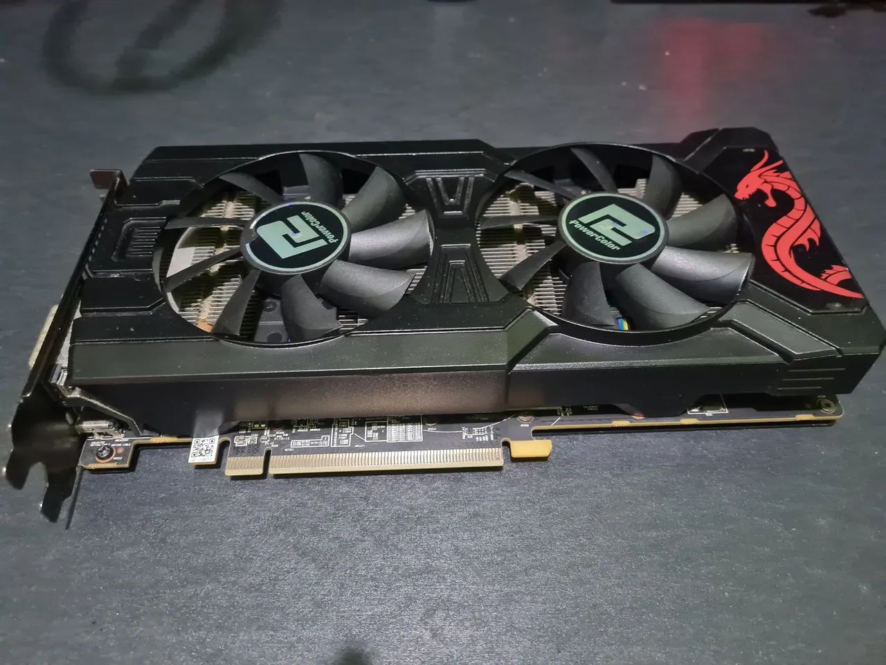 RX570 4GB POWERCOLOR.