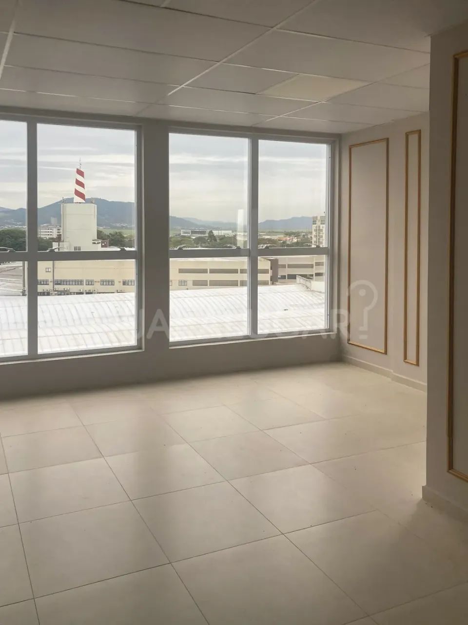 Sala Comercial Semimobiliada para Locação  Edifício Prime, Aeroporto, Tubarão/SC - Foto 4
