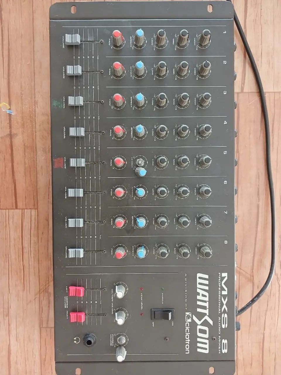 mesa de som wattsom msx 8 canais