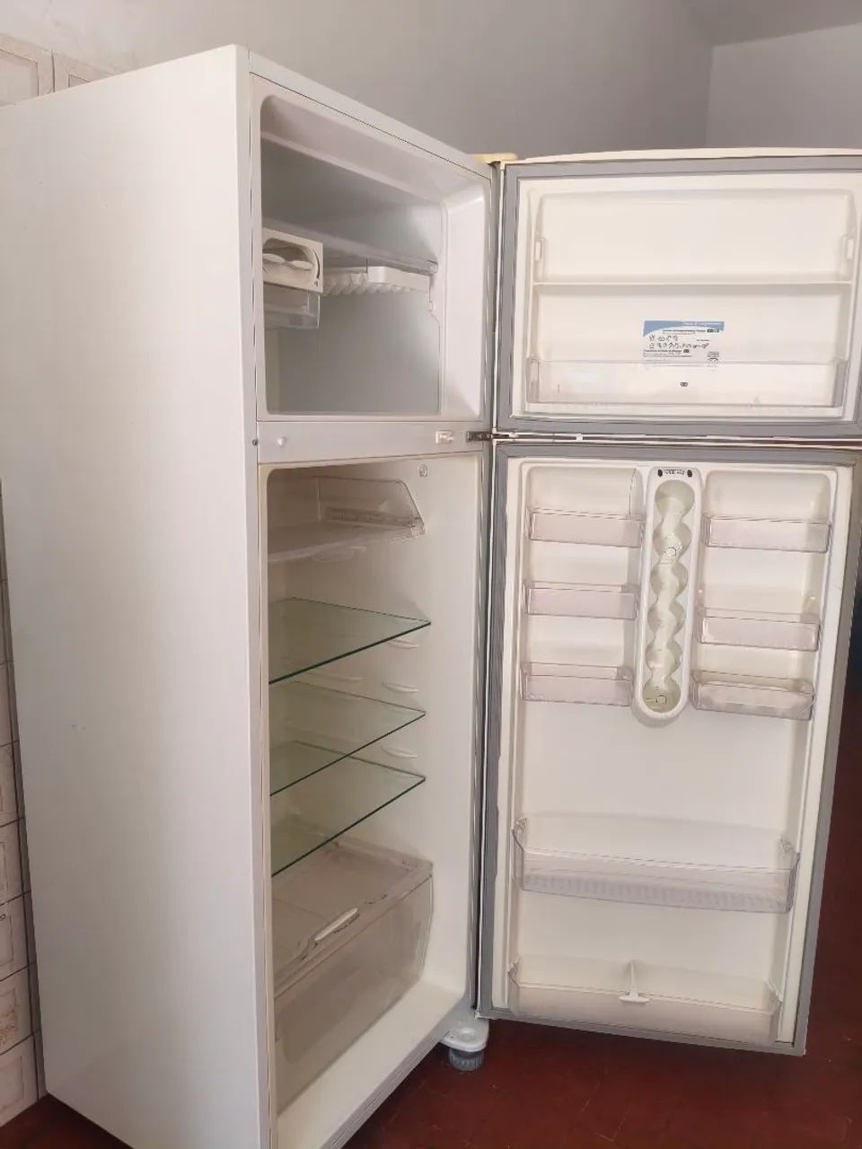 GELADEIRA DUPLEX ELECTROLUX  - Foto 4