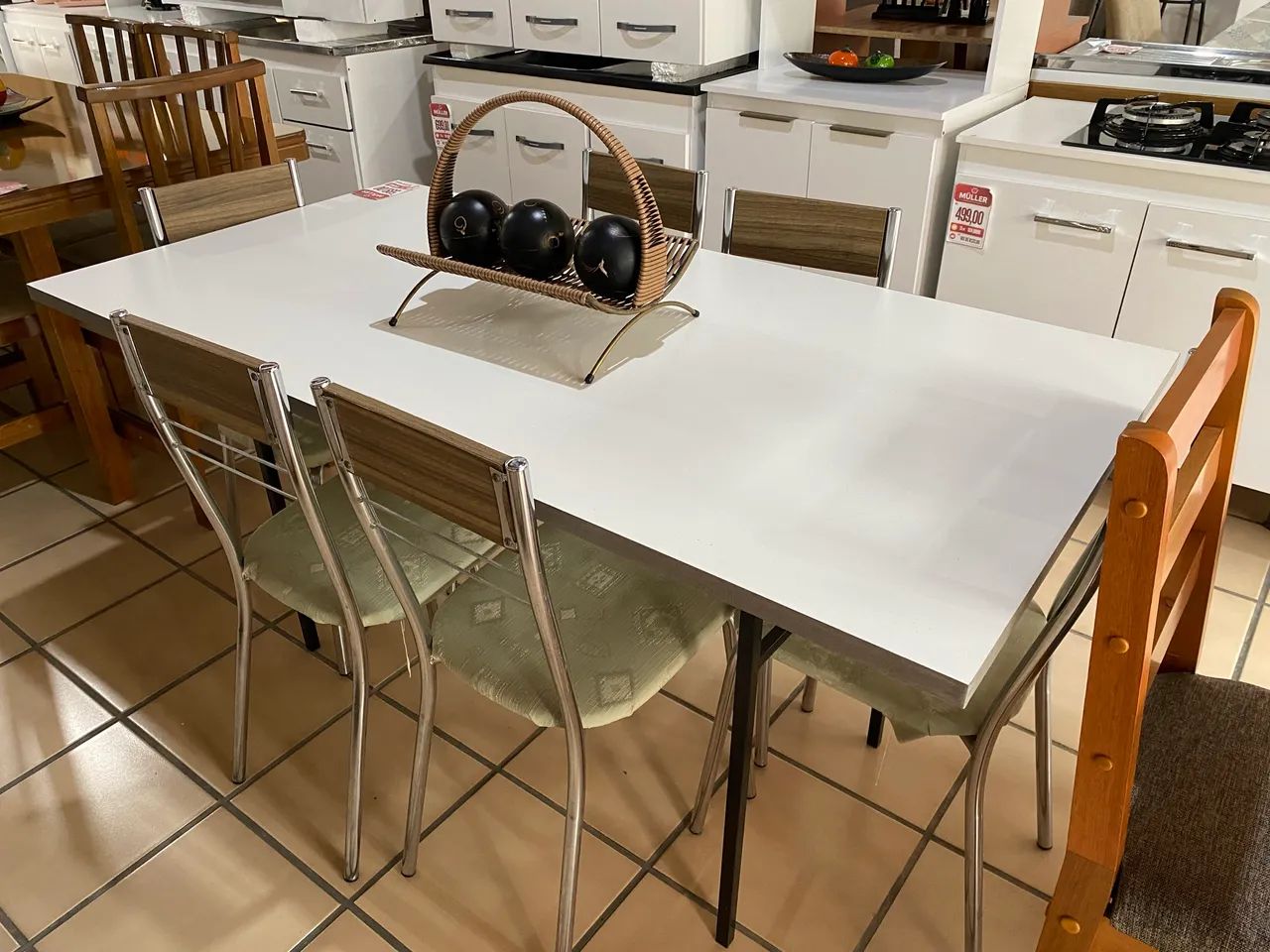 Mesa com 6 cadeiras  - Foto 5