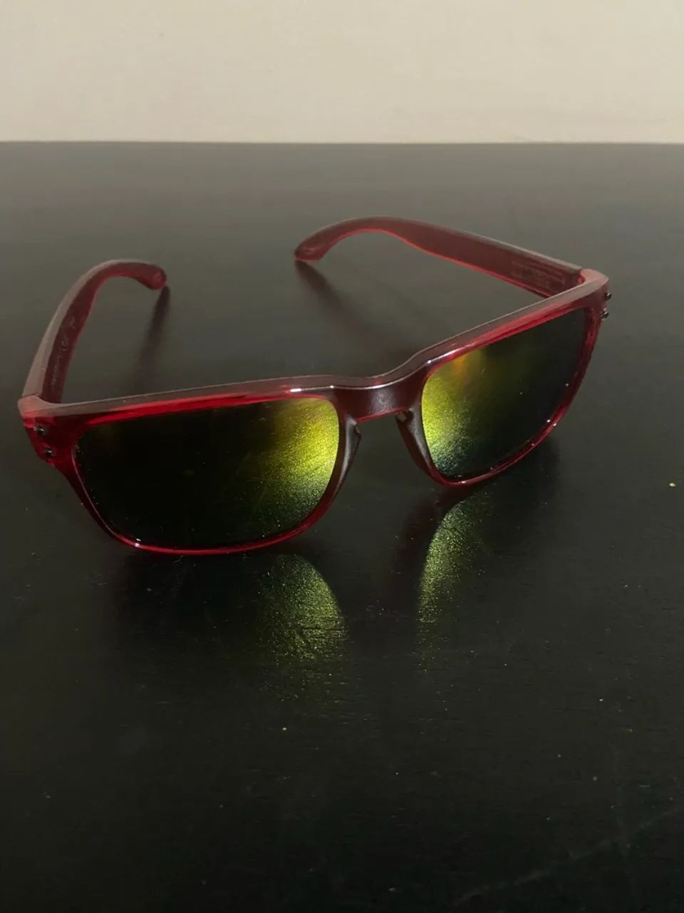 Óculos Oakley com case em excelente estado. - Foto 5