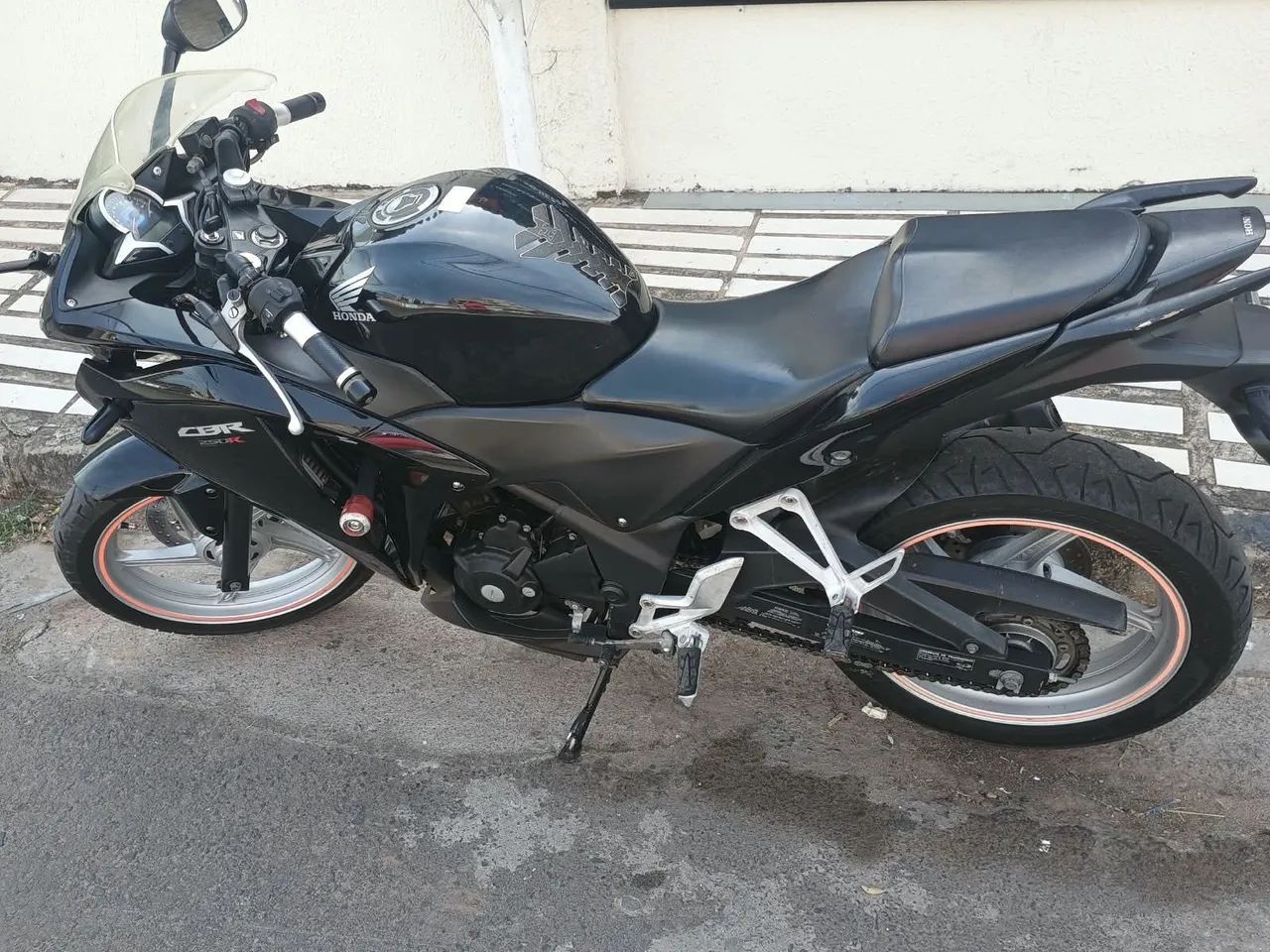 Honda CBR 250r
