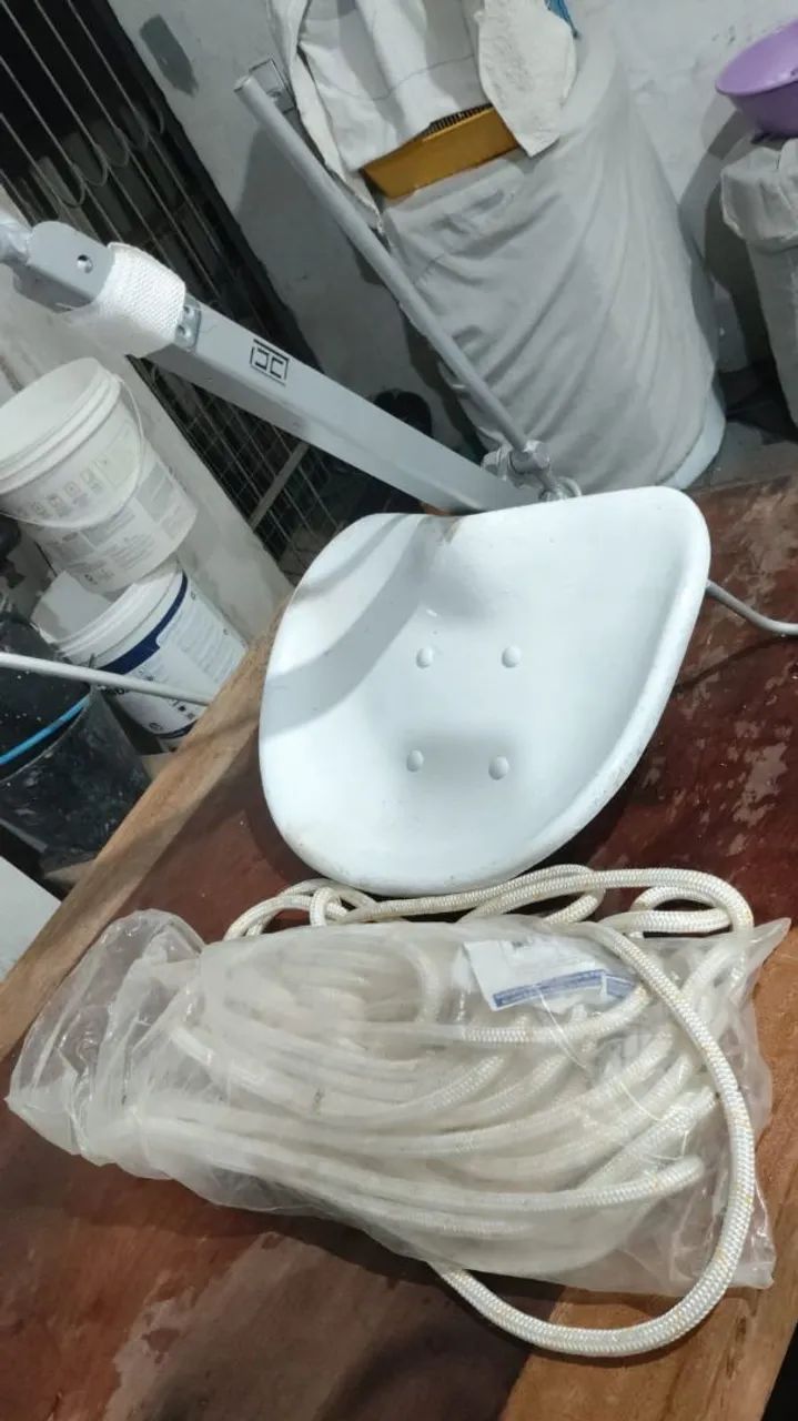 Cadeira suspensa para pintura - celpan - Assento de fibra