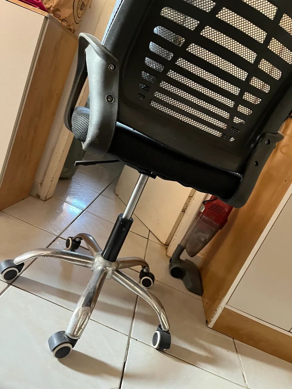 Cadeira de escritório  - Foto 4