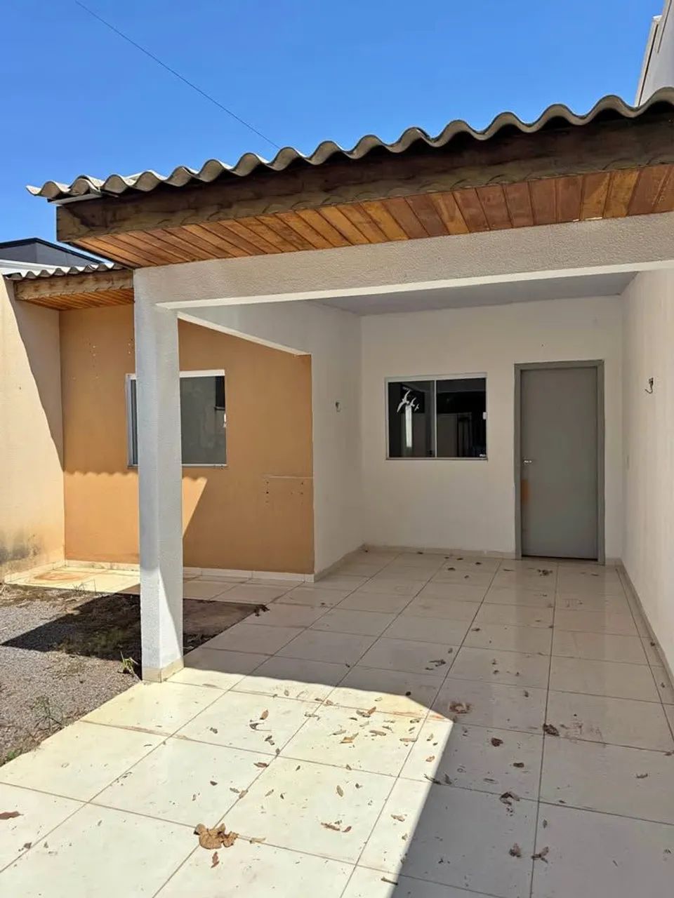  . CASA EM SANTANA