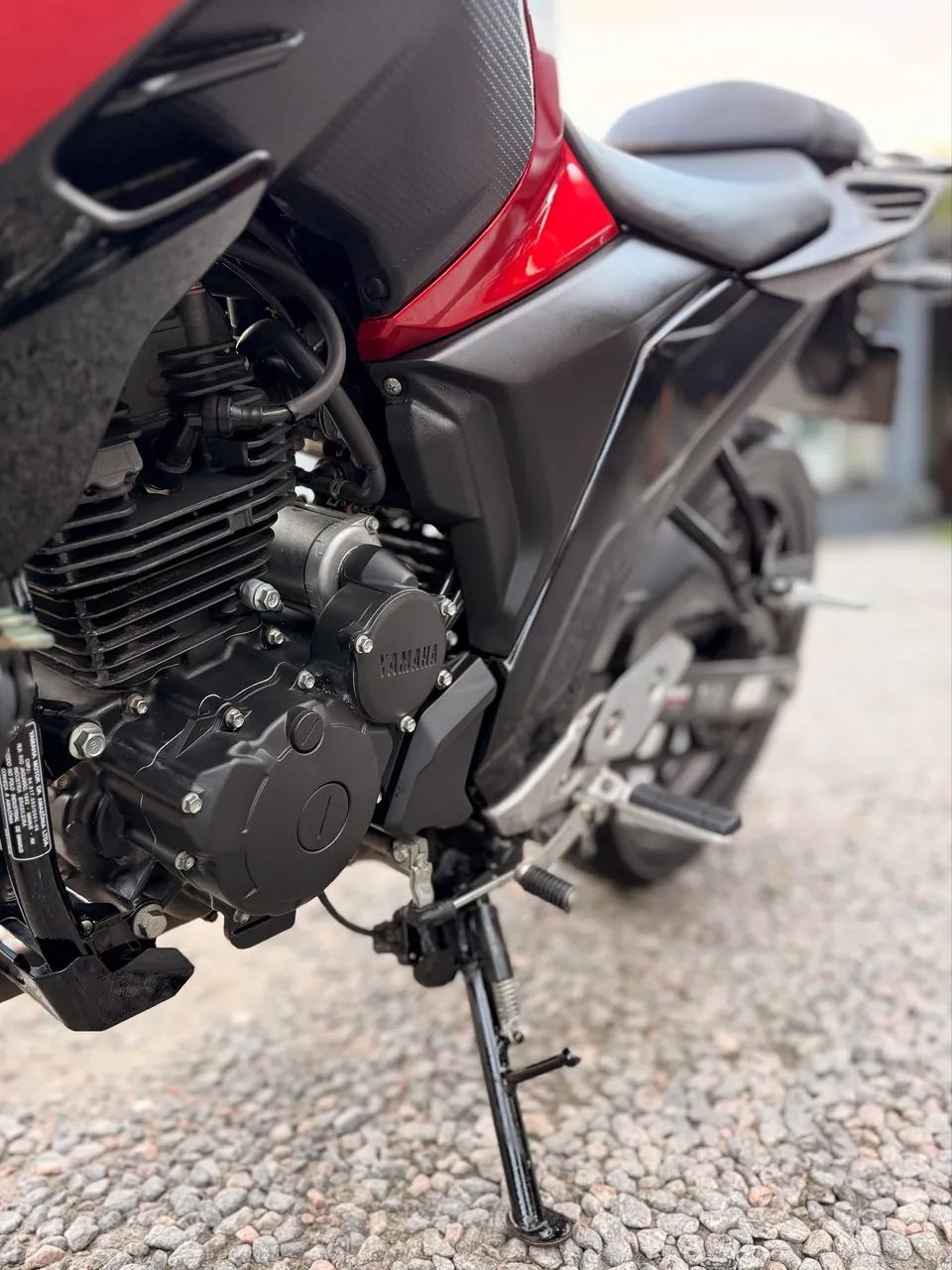 10.300KM FZ25 2024  - Foto 4