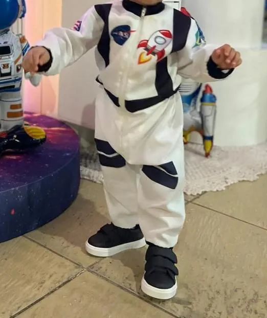 Roupa temática infantil, Astronauta 