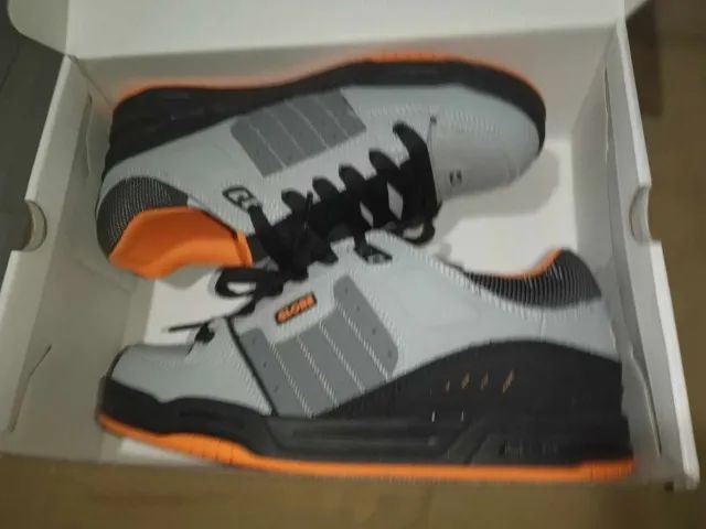 Tenis importado Globe Fusion novo n40