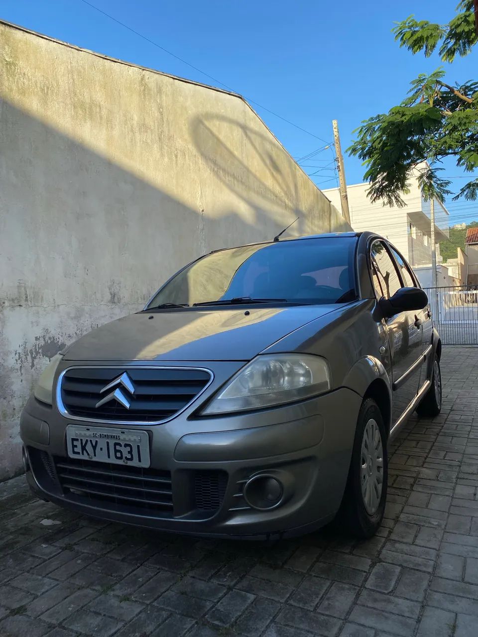 Citroën C3 GLX 1.4/ GLX SONORA 1.4 FLEX 8V 5P 2010