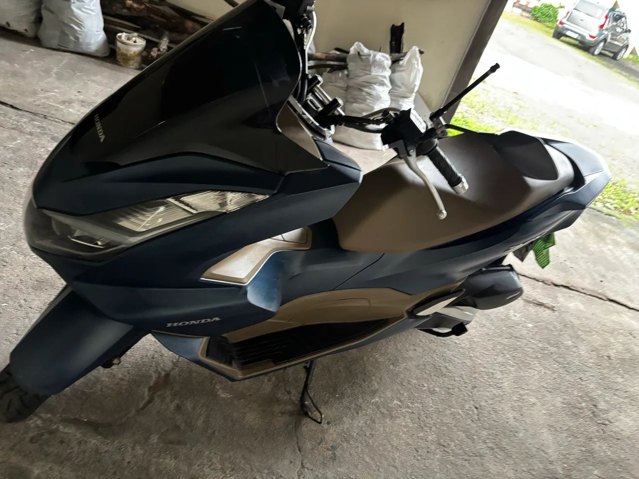 PCX 160 DLX ABS