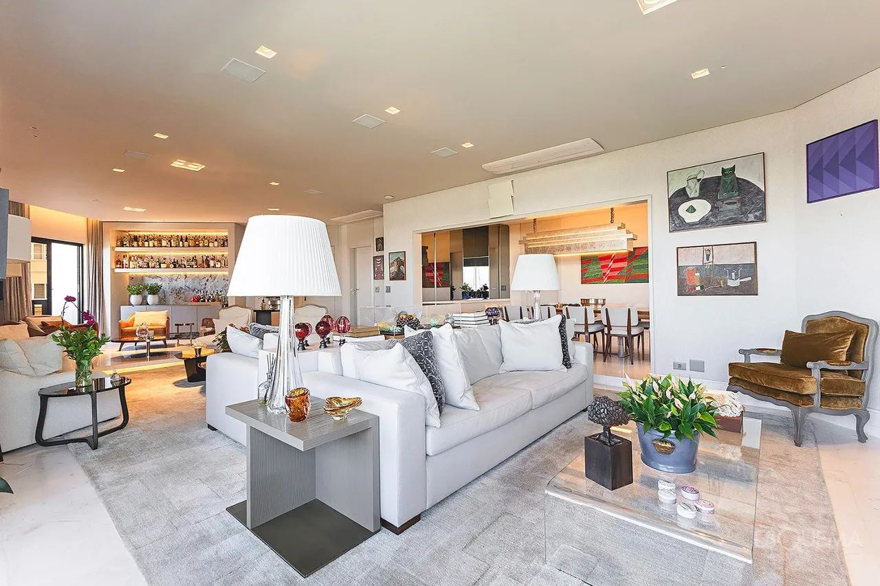Apartamento reformado e com varanda - Foto 4