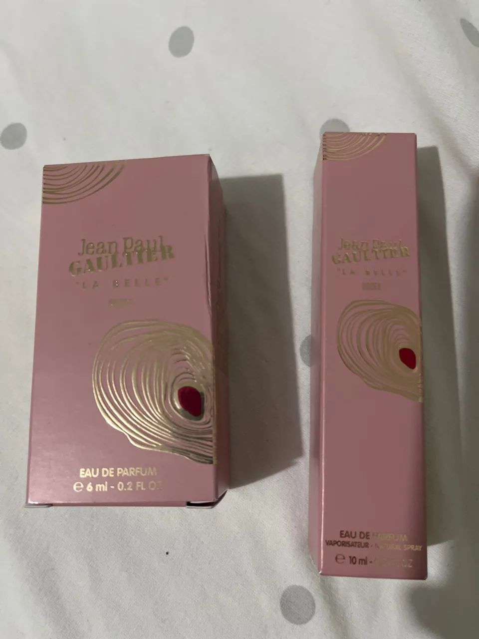 Mini perfume e caneta Jean Paul lá belle roser 