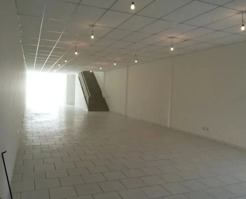 Galpão/ Loja na Água Rasa ! - Foto 5