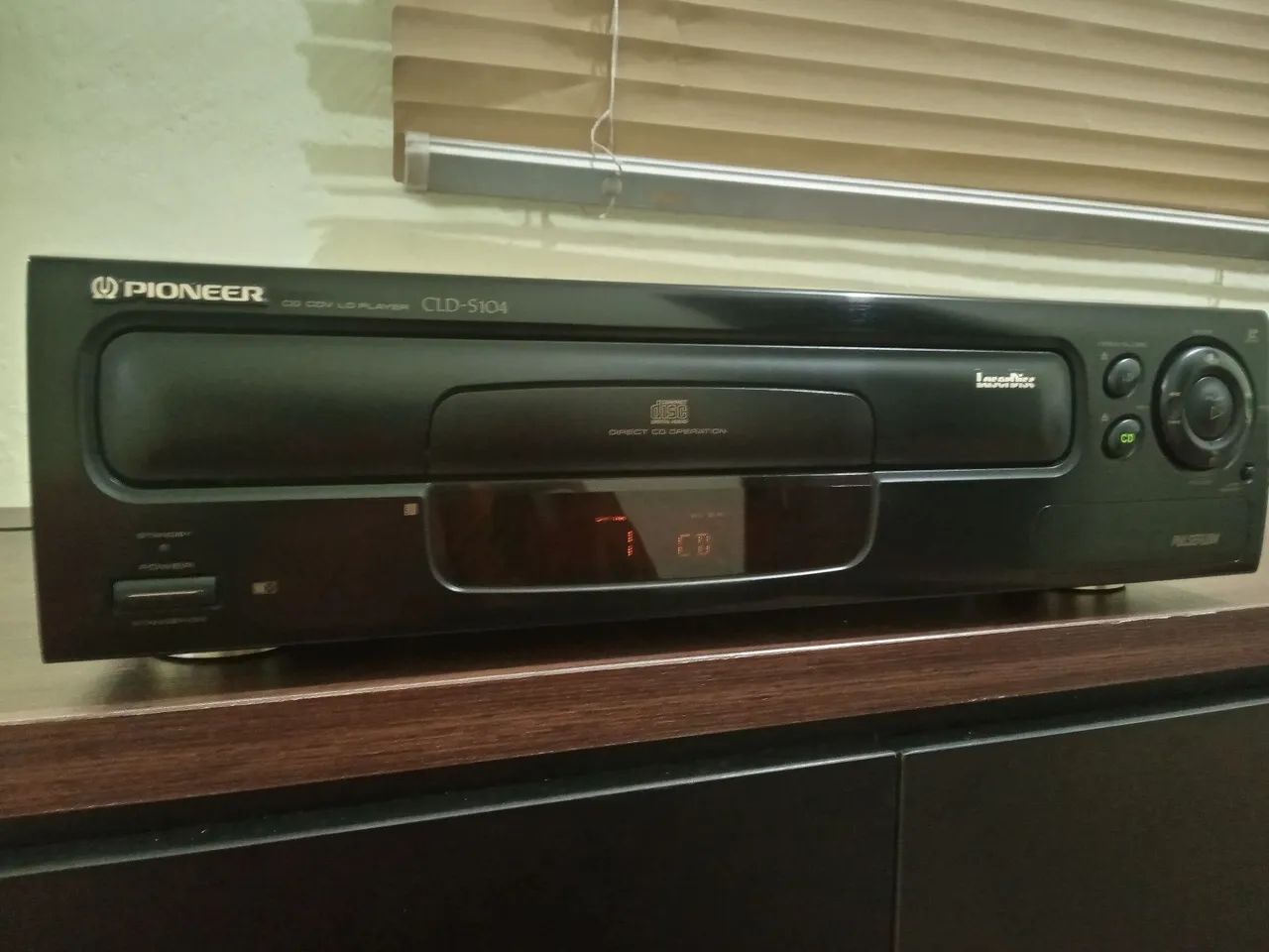 Pioneer CD laserDisc CLD S104
