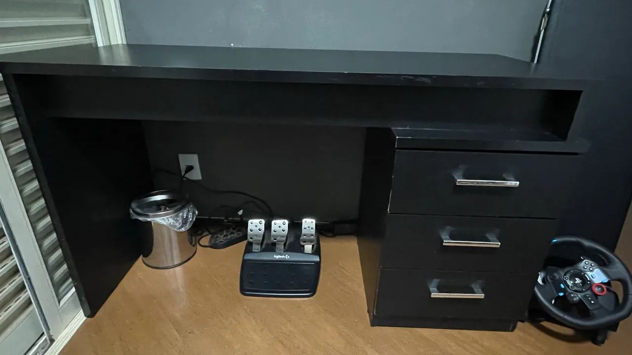 Mesa gamer escravinha 3 gavetas