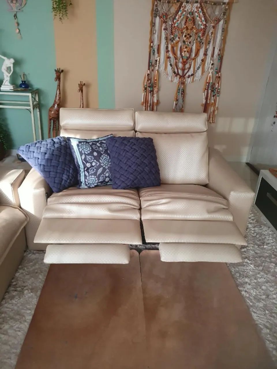 Sofá 2 Lugares Pés Extensíveis Em Tecido Náutico Premium - Foto 3