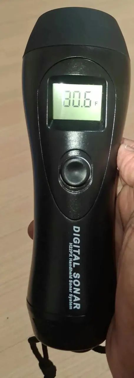 Hawkeye Sonar Digital H22px handheld sonar system