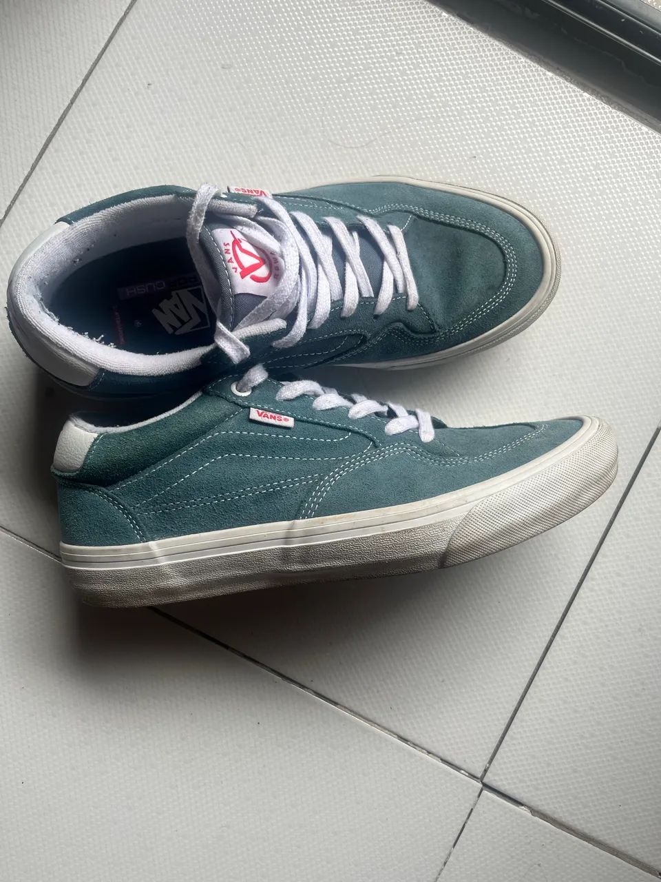 Tênis vans 41 Rowan azul e branco 