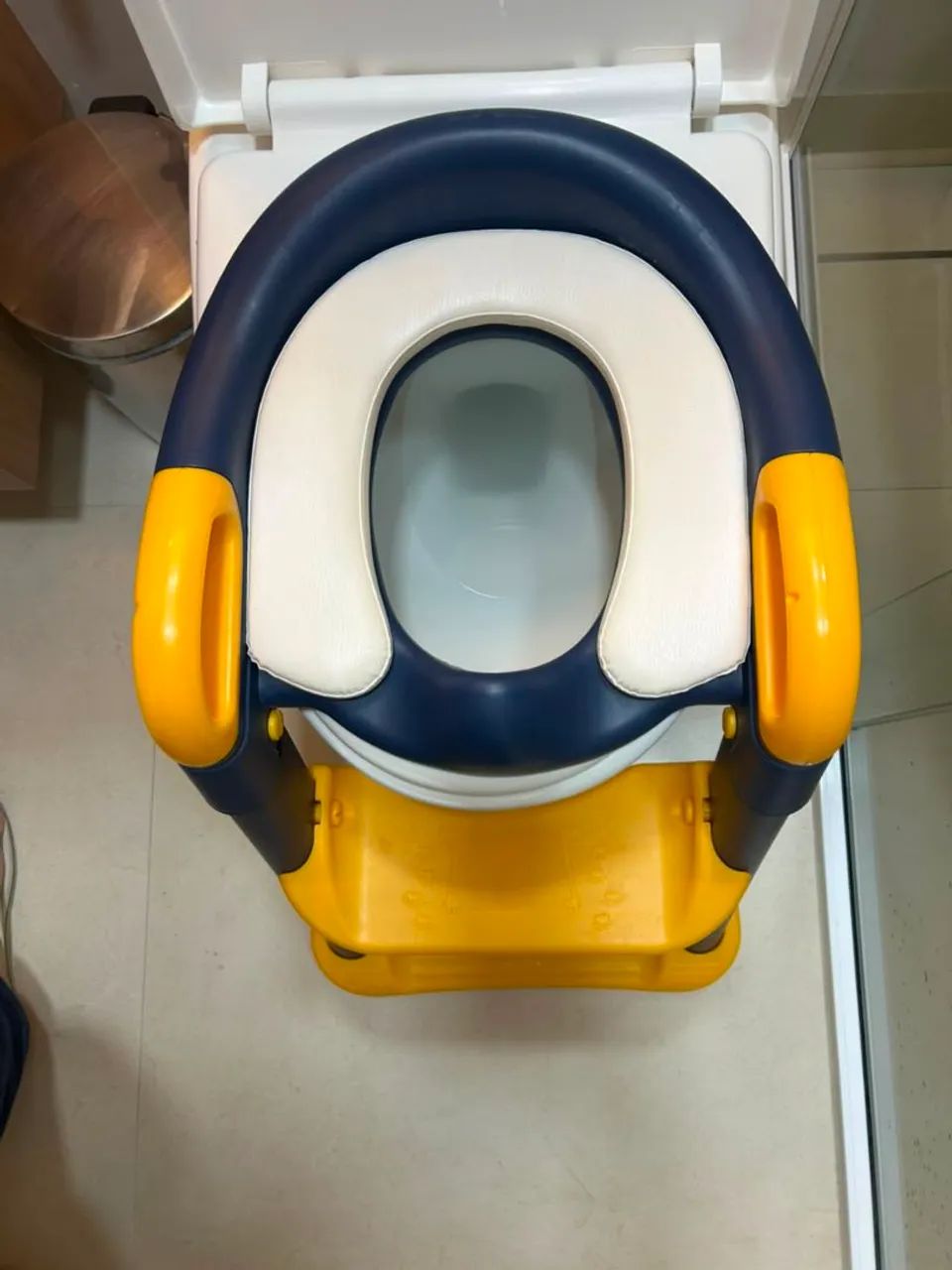 Escadinha bebê banheiro 
