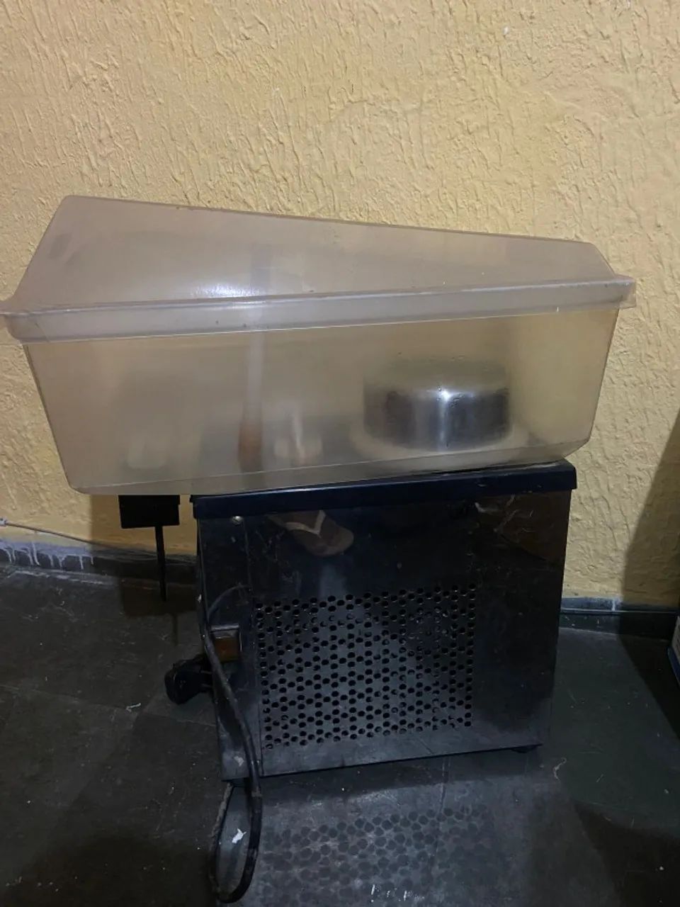 Refresqueira 20ltrs 110wts.