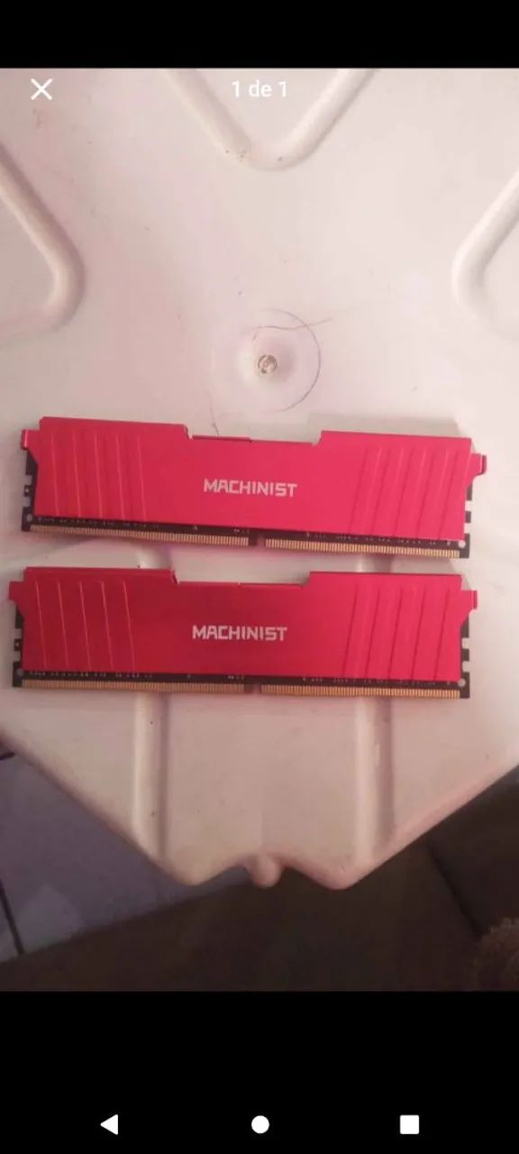 VENDO 2 MEMÓRIAS DE 8G CADA