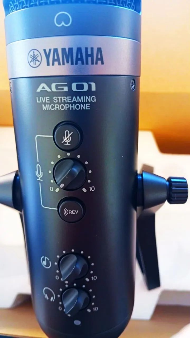 ESSE MICROFONE JÁ TEM A INTERFACE DE ÁUDIO EMBUTIDO E REVERBER, COMPRESSOR E VÁRIAS FUNÇÕE - Foto 5