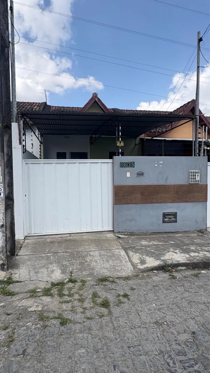 ALUGA-SE CASA NO ROCHA CAVALCANTE