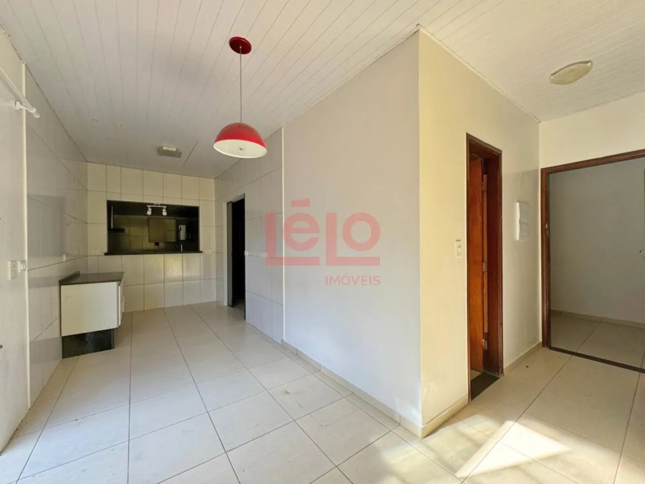 CASA 03 QUARTOS - PRÓXIMO UEM E AVENIDA MORANGUEIRA - COM CHURRASQUEIRA - Foto 5