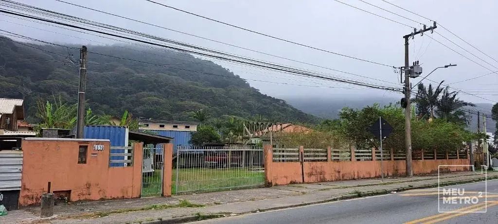 Terreno á venda | Praia da Armação | Florianópolis | SC